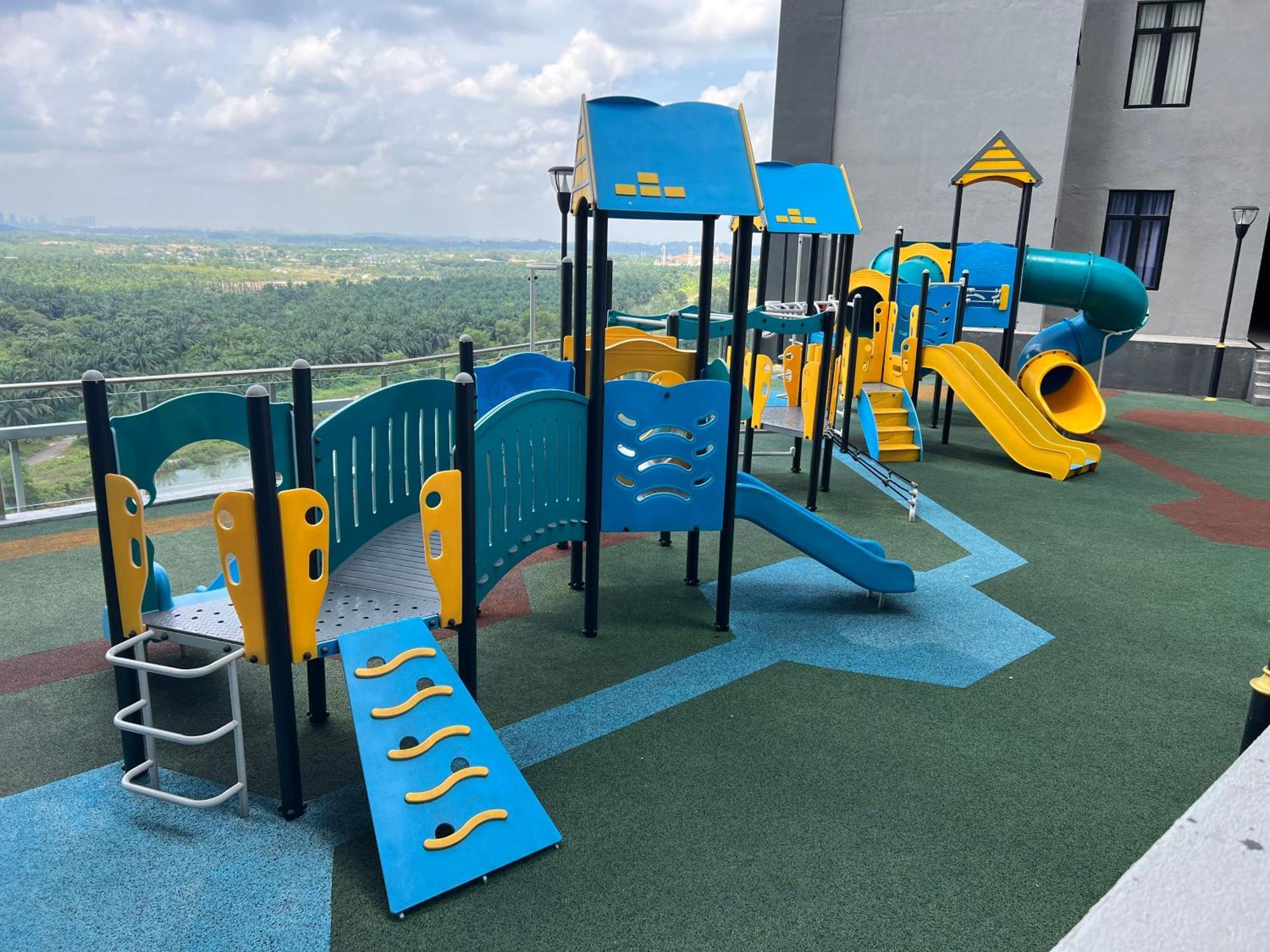 ヌサジャヤWalk To Legoland, D'Pristine Mediniアパートメント エクステリア 写真
